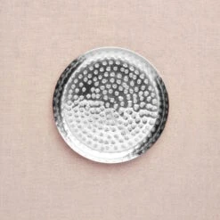 Deko-Teller Gehämmert Ø28cm ORIENTAL LOUNGE In Silber -Einrichtungsserien Geschäft butlers deko teller gehammert o28cm oriental lounge in silber 2