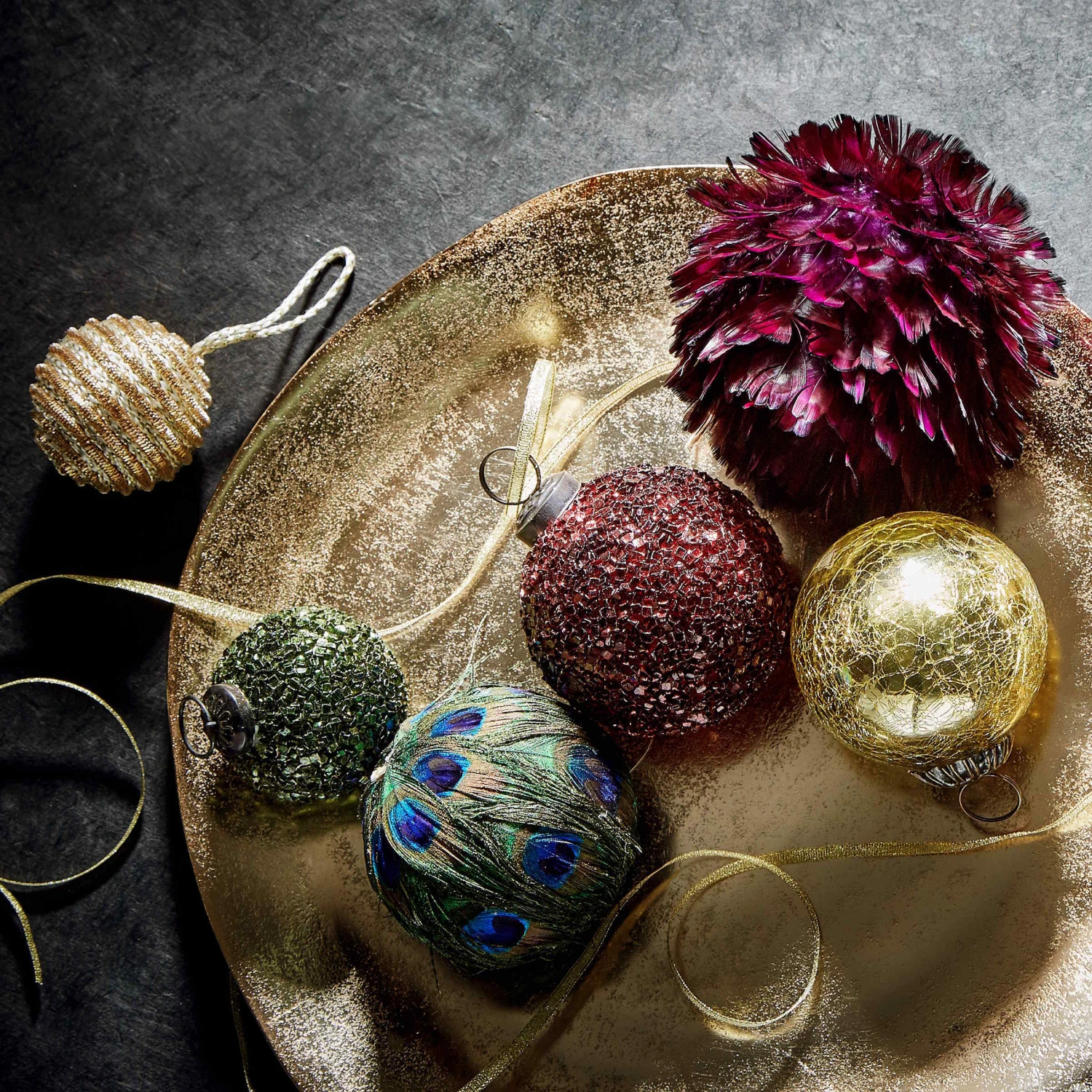 Deko-Teller organisch Ø32cm BANQUET in Bronze Deko-Teller Organisch Ø32cm BANQUET In Bronze -Einrichtungsserien Geschäft butlers deko teller organisch o32cm banquet in bronze 1