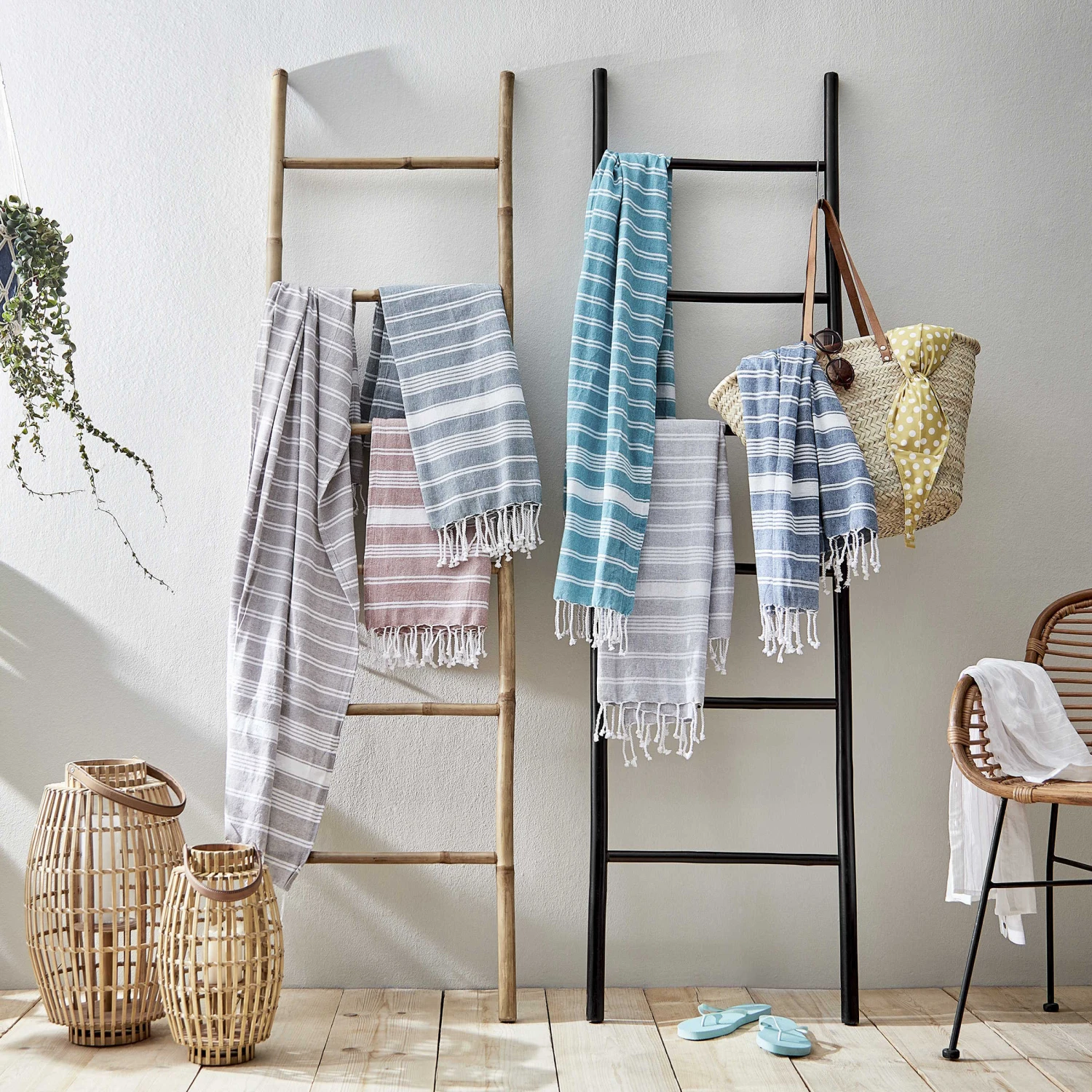 Hamamtuch L 170 x B 90cm SURFSIDE in Blau Hamamtuch L 170 X B 90cm SURFSIDE In Blau -Einrichtungsserien Geschäft butlers hamamtuch l 170 x b 90cm surfside in blau 1