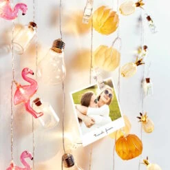 LED-Lichterkette Ananas 10 Lichter Mit USB-Batteriefach MIAMI In Gold 7 LED-Lichterkette Ananas 10 Lichter Mit USB-Batteriefach MIAMI In Gold -Einrichtungsserien Geschäft butlers led lichterkette ananas 10 lichter mit usb batteriefach miami in gold 5