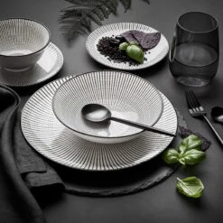 Teller Ø25,5cm DIM SUM In Schwarz-Weiß -Einrichtungsserien Geschäft butlers teller o25 5cm dim sum in schwarz weiss 5