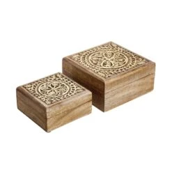 Truhe Mit Schnitzerei L 17 X B 17cm TREASURE In Hellbraun-Gold -Einrichtungsserien Geschäft butlers truhe mit schnitzerei l 17 x b 17cm treasure in hellbraun gold 5