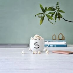 Becher S Letters In Weiß -Einrichtungsserien Geschäft like by villeroy and boch becher s letters in weiss 2